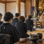 法事とは？法要との違いや種類、準備の流れとマナーを紹介
